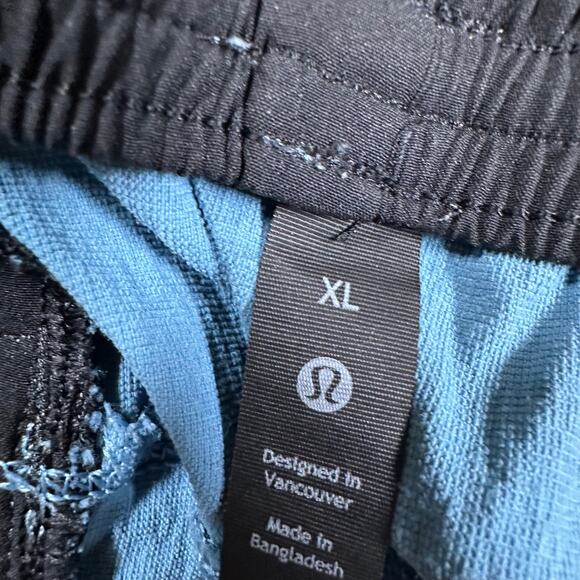 Lululemon Bowline Short 5" Woven Blue Men's Sz X-Large Excellent Used Condition - Picture 3 of 8